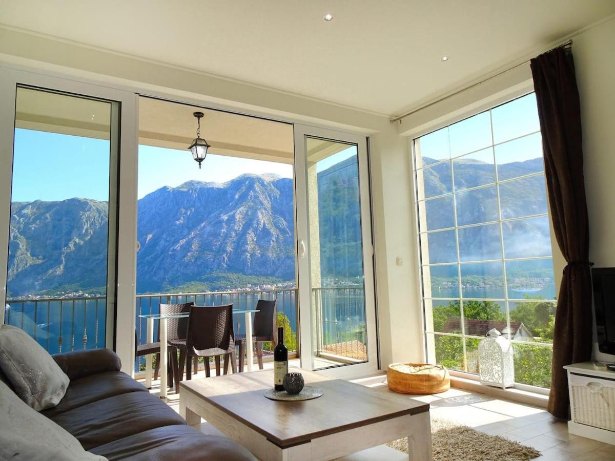 Bay Of Kotor View Apartment With Pool Prcanj Exterior photo